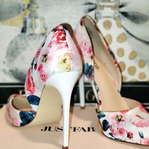 Shoes - Pumps Shoes - Pumps
